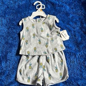 NWT infant 2 piece short set